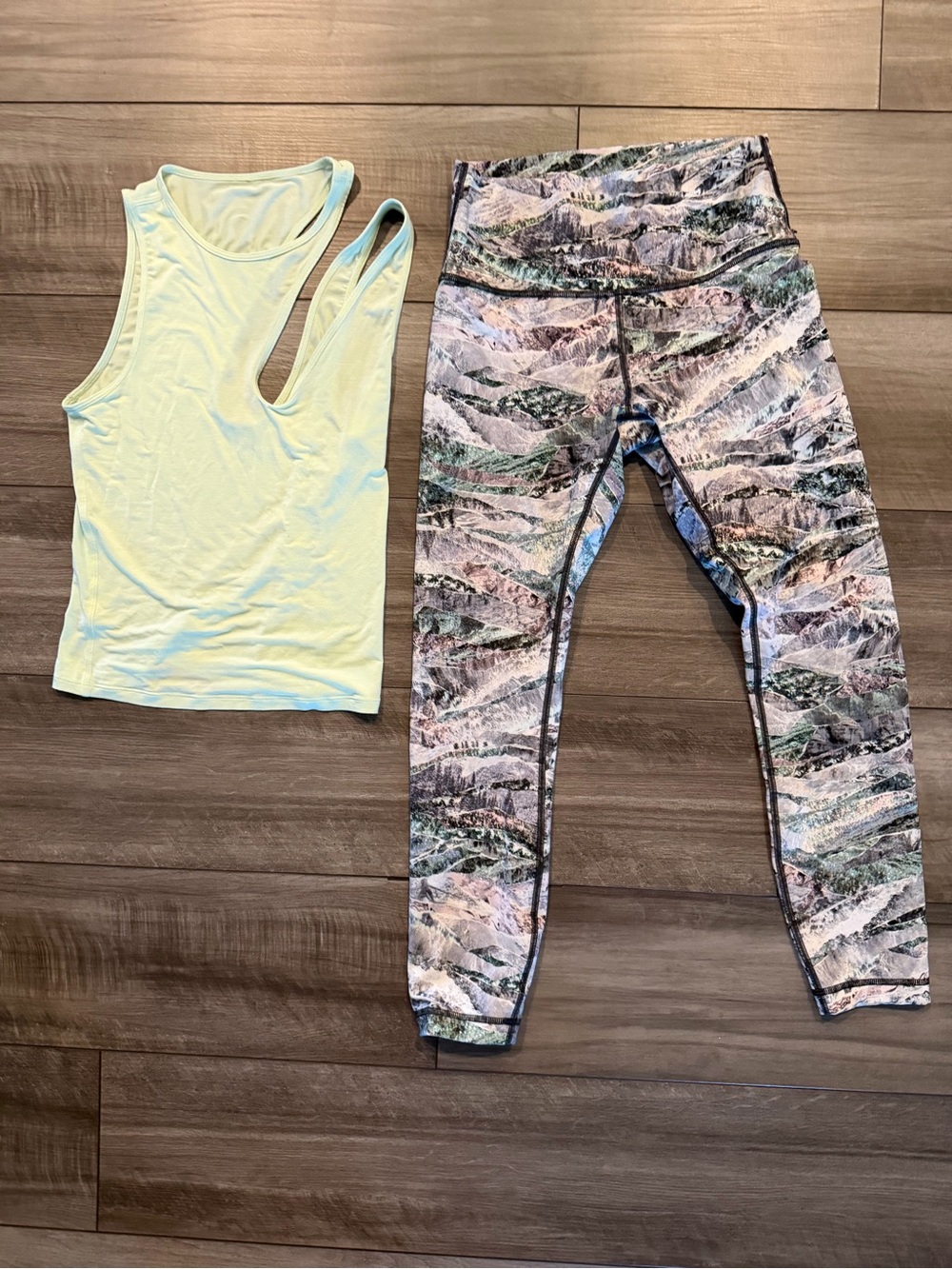lululemon athletica Green and Gray Patterned Leggings